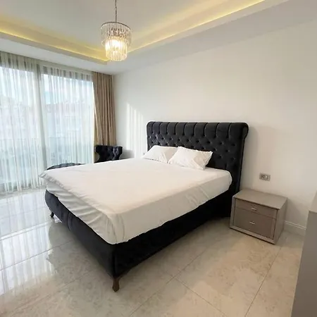 Seaview Apartment *